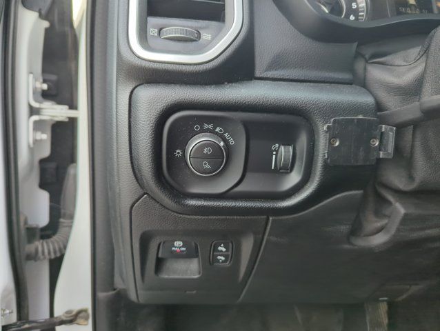 Used 2021 RAM 1500 Big Horn AWD/4WD image 15