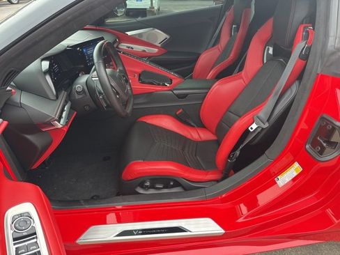 Used 2021 Chevrolet Corvette Stingray Premium Conv w/ Z51 Performance Package image 15