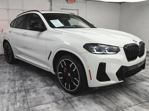 Used 2025 BMW X4 M40i w/ Premium Package AWD/4WD image 3