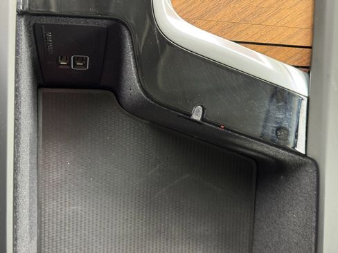 Used 2021 Volvo XC90 T8 Inscription Expression w/ Protection Package Premier image 34