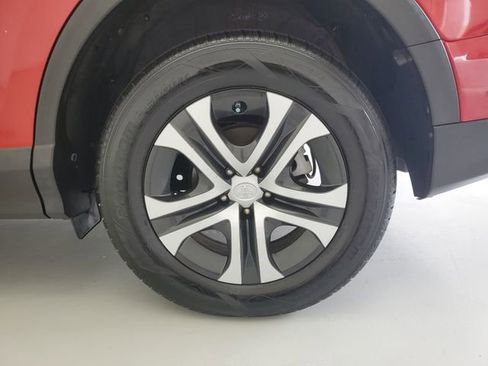Used 2016 Toyota RAV4 LE FWD image 12