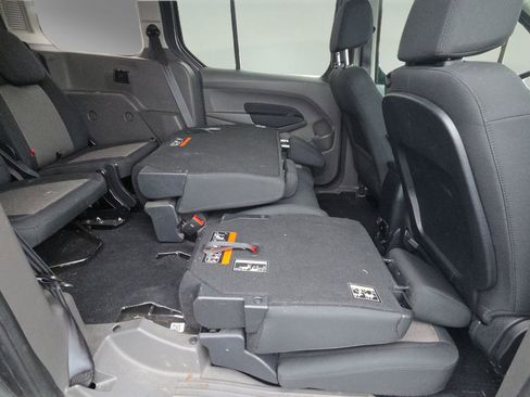 Used 2020 Ford Transit Connect XL image 17