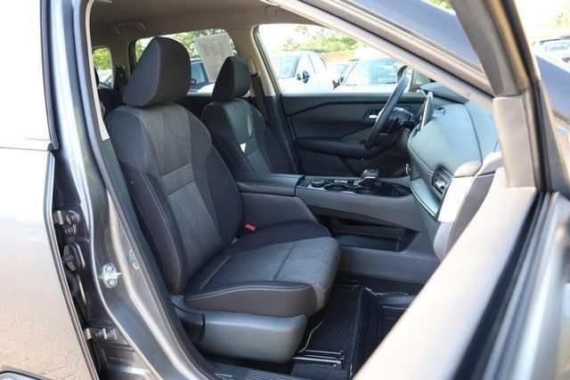 Certified 2026 Nissan Rogue SV w/ Cold Weather Package AWD/4WD image 24