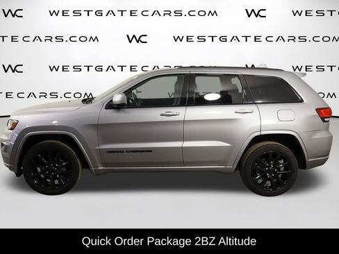 Used 2020 Jeep Grand Cherokee Altitude image 4