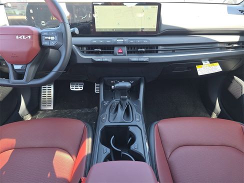 New 2025 Kia K4 GT-Line Turbo image 17