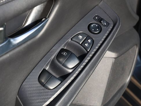 Used 2024 Nissan Sentra SV FWD image 25