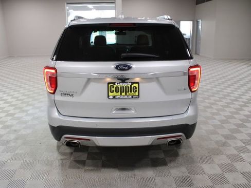 Used 2016 Ford Explorer Platinum AWD/4WD image 10