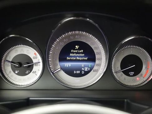 Used 2015 Mercedes-Benz GLK 350 4MATIC image 19