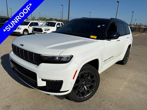 Used 2024 Jeep Grand Cherokee L Summit AWD/4WD image 1