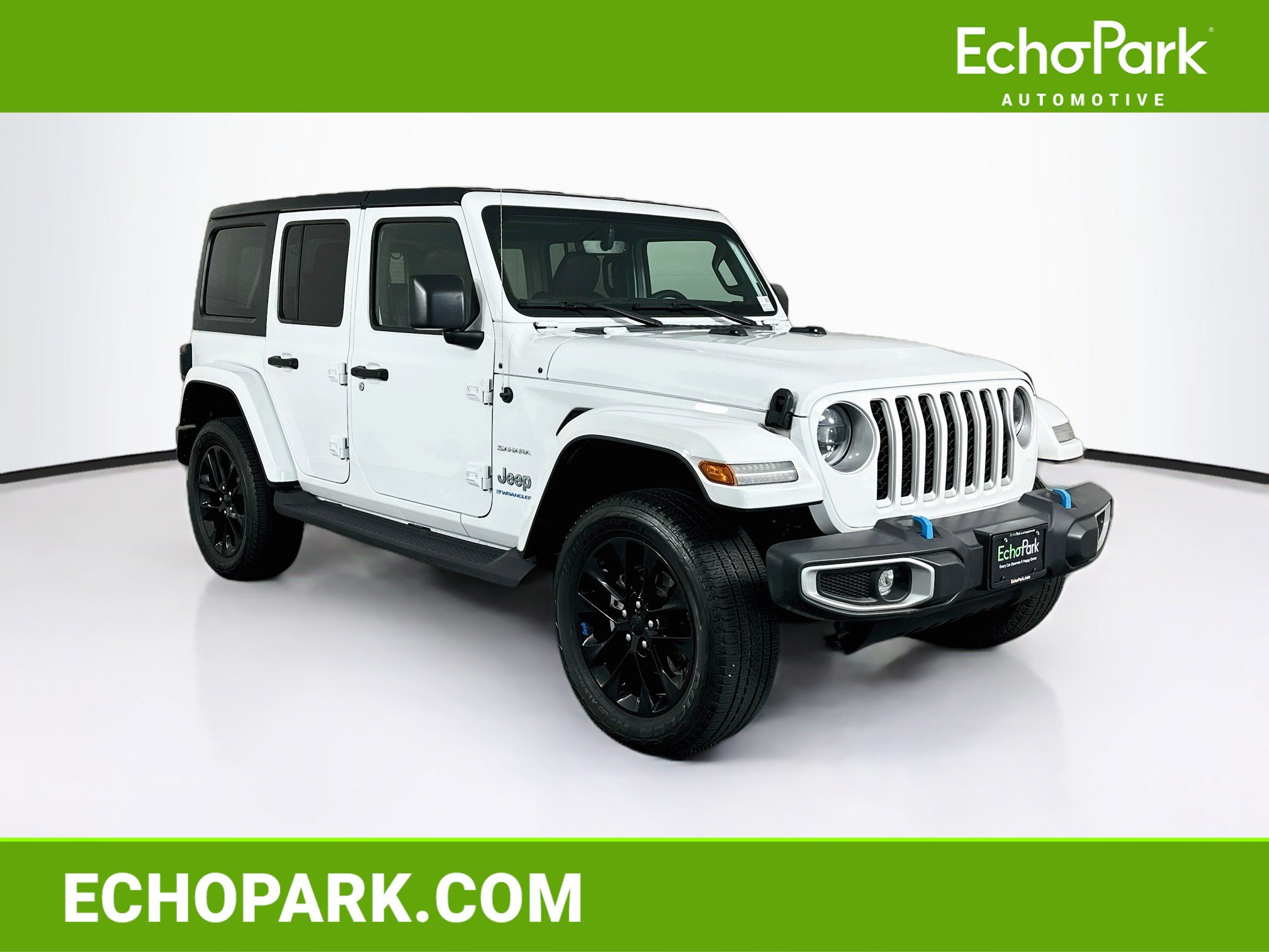 Used 2023 Jeep Wrangler Unlimited Sahara w/ Cold Weather Group AWD/4WD image 1