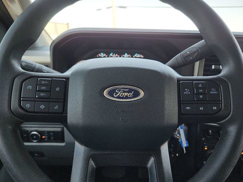 Used 2025 Ford F250 XL w/ STX Appearance Package AWD/4WD image 19