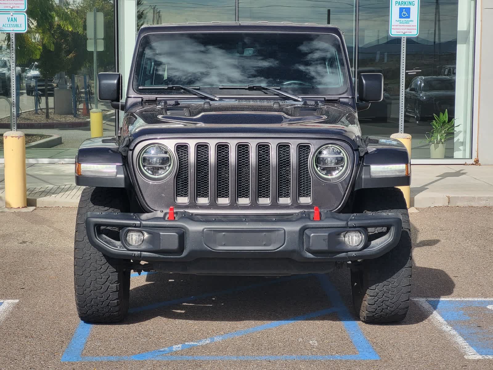 Used 2019 Jeep Wrangler Unlimited Rubicon AWD/4WD image 2