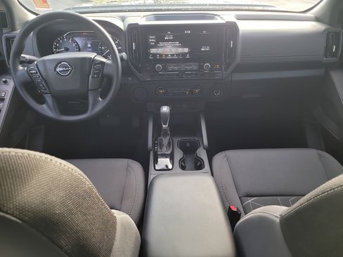 Used 2026 Nissan Frontier SV w/ Tow Package RWD image 19