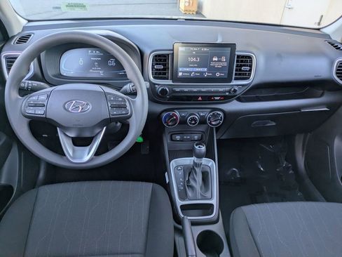 New 2026 Hyundai Venue SE image 25