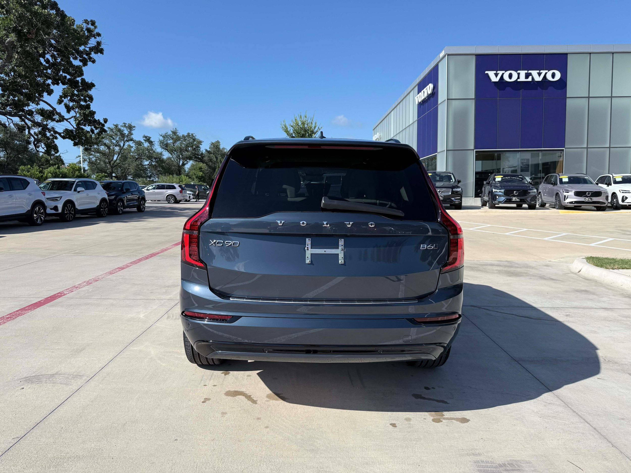 New 2026 Volvo XC90 B6 Ultra w/ Protection Package Premier AWD/4WD image 5