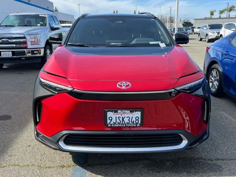 Used 2023 Toyota bZ4X Limited image 6