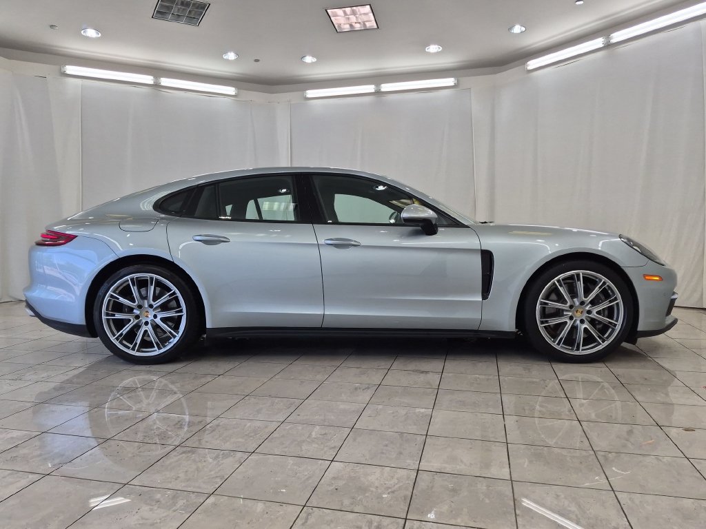 Used 2019 Porsche Panamera 4 AWD/4WD image 11