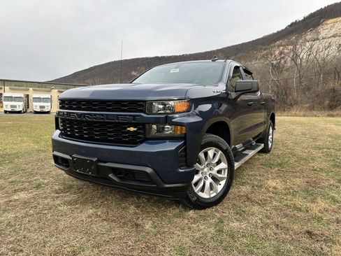 Used 2022 Chevrolet Silverado 1500 Custom image 1