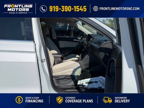 Used 2018 Volkswagen Tiguan SE FWD image 12