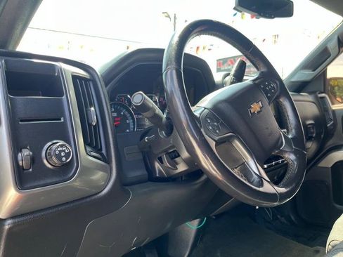 Used 2018 Chevrolet Silverado 1500 LT w/ Texas Edition RWD image 12
