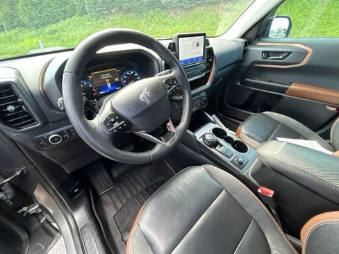 Used 2022 Ford Bronco Sport Outer Banks w/ Tech Package AWD/4WD image 17