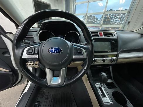 Used 2015 Subaru Outback 2.5i Premium image 15