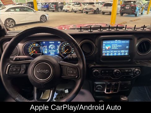 Used 2022 Jeep Wrangler Unlimited Sport image 18
