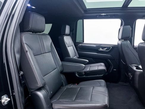 Used 2023 Chevrolet Suburban RST w/ Sport Performance Package image 56