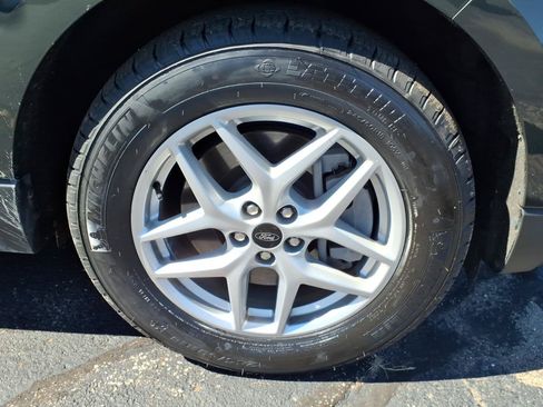 Certified 2024 Ford Edge SEL w/ Convenience Package AWD/4WD image 19