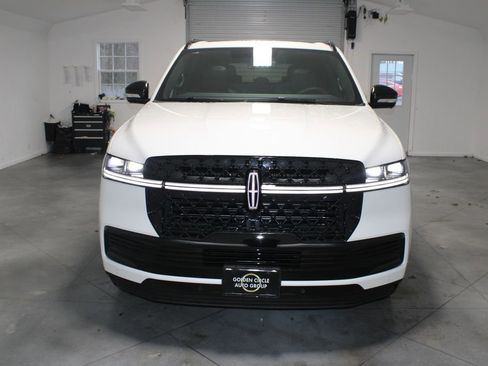 New 2025 Lincoln Navigator L Reserve w/ Jet Appearance Package image 63