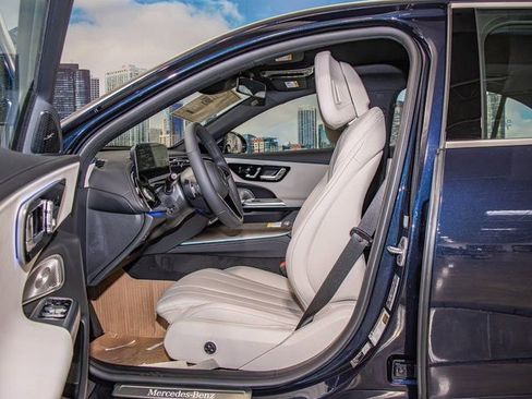 Used 2026 Mercedes-Benz E 450 4MATIC Sedan image 20