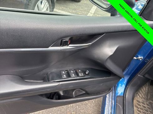 Used 2020 Toyota Camry LE FWD image 15
