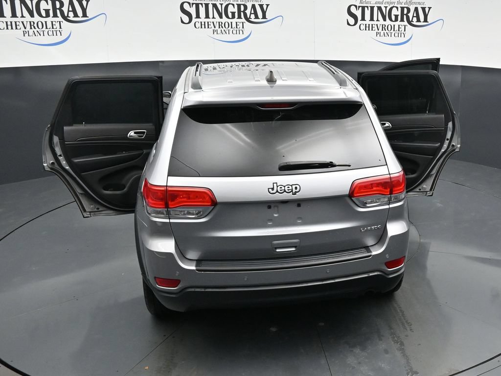 Used 2018 Jeep Grand Cherokee Laredo RWD image 35