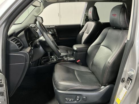 Used 2021 Toyota 4Runner Venture image 21