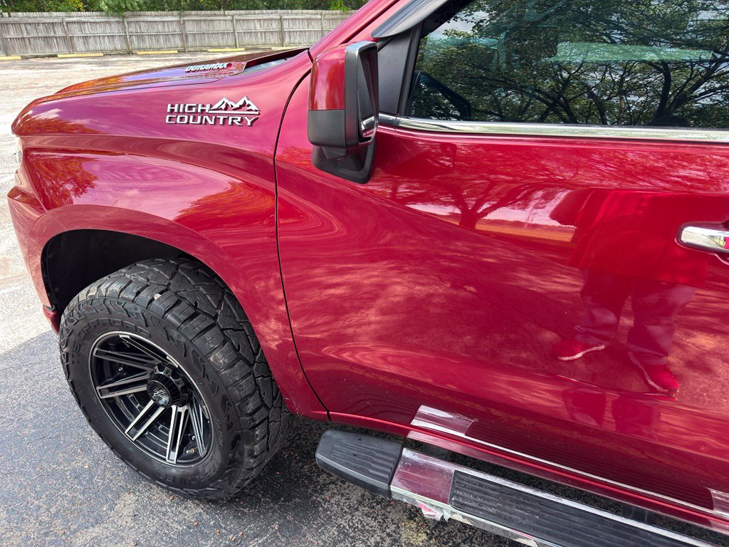 Used 2021 Chevrolet Silverado 1500 High Country w/ Technology Package AWD/4WD image 15