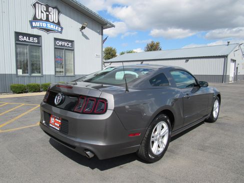 Used 2014 Ford Mustang Coupe image 5