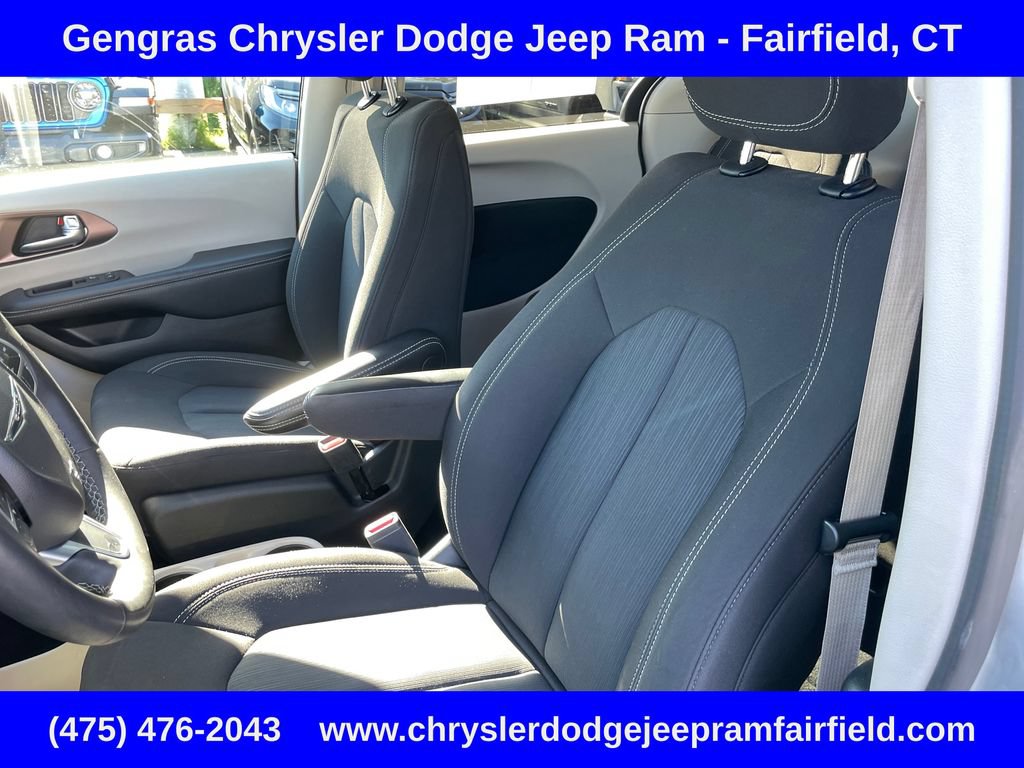 Certified 2023 Chrysler Voyager LX FWD image 50