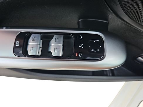 Used 2023 Mercedes-Benz C 300 Sedan image 24