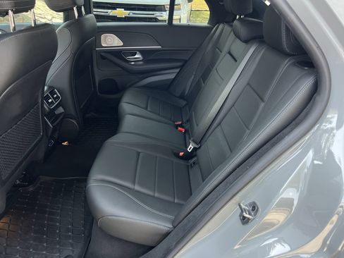 Used 2025 Mercedes-Benz GLE 450 4MATIC w/ AMG Line Exterior image 21
