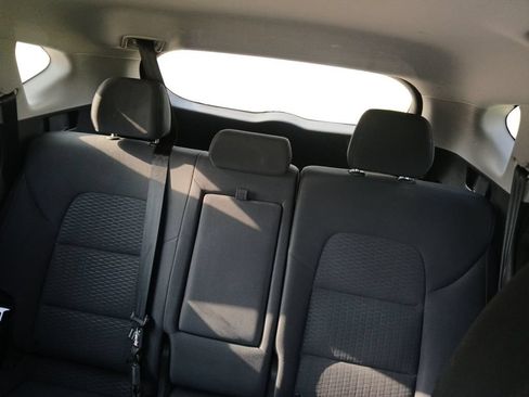 Used 2021 Hyundai Tucson Value FWD image 12