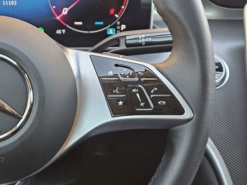 Used 2025 Mercedes-Benz C 300 Sedan image 27