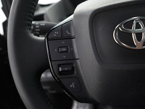 Used 2023 Toyota bZ4X XLE w/ Weather Package image 26