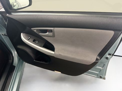 Used 2013 Toyota Prius Prime Plug-In Hybrid FWD image 32