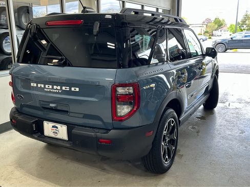 Used 2025 Ford Bronco Sport Outer Banks w/ Outer Banks Tech Package+ AWD/4WD image 9