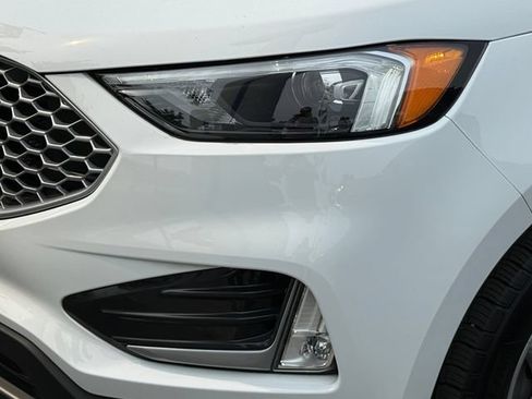 Certified 2023 Ford Edge SEL w/ Convenience Package AWD/4WD image 25