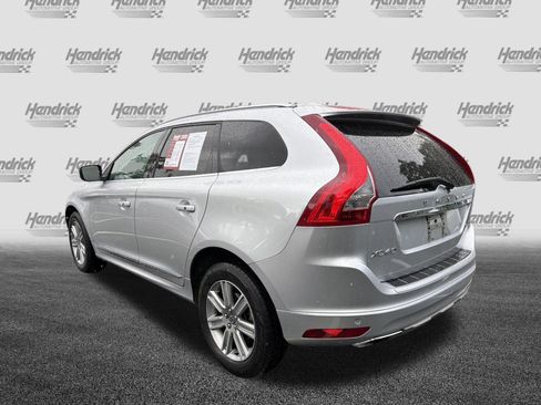 Used 2017 Volvo XC60 T5 Inscription w/ Preferred Option Package FWD image 8