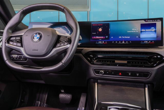Used 2025 BMW 430i xDrive AWD/4WD image 34