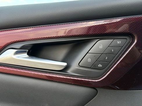 New 2026 Chevrolet Traverse RS image 23