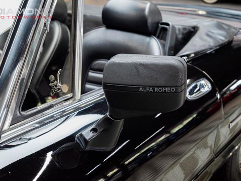 Used 1986 Alfa Romeo Spider Veloce image 40