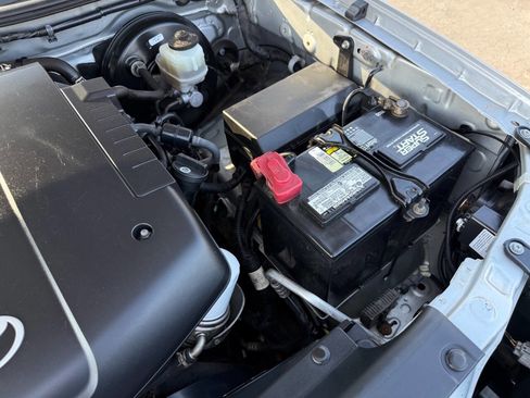 Used 2011 Toyota Tacoma 4x4 Double Cab image 93